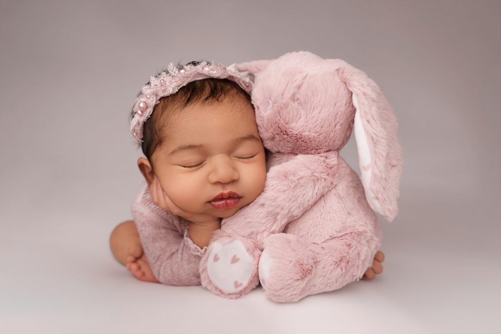 Newborn New Baby Photoshoot Greenwich London Cate Castleton Photography